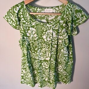 MELLODAY‎ Leafy Green & White Floral Top – Soft Relaxed Fit